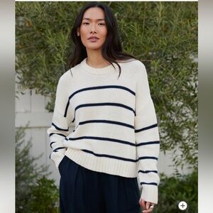 NWOT Jenni Kayne Ivory/Navy Stripe Chloe Crewneck